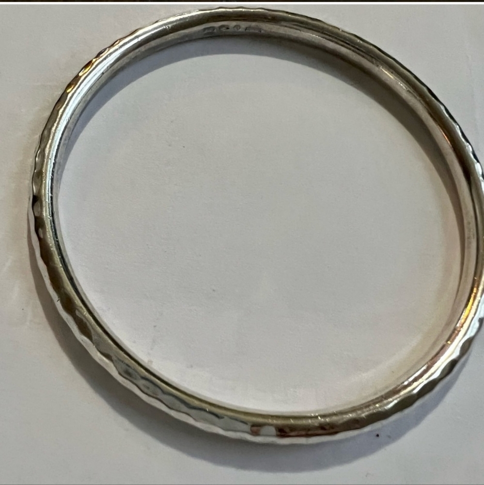 Sterling silver bangel bracelet 9.25 Silpada